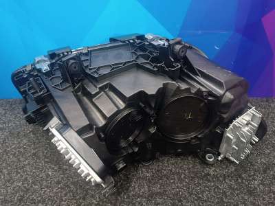 Б/у Фара передня ліва BMW X4 G02