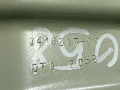 Б/у Кронштейн (кріплення) крила лівий BMW X5 G05