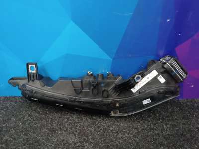 Б/у Фара передня ліва BMW X7 G07