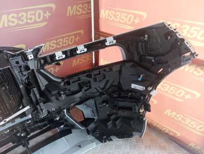 Б/у Бампер передній BMW X7 G07
