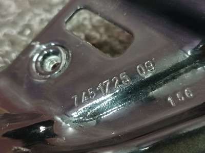 Б/у Кронштейн (кріплення) крила лівий BMW X7 G07