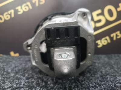 Б/в Подушка двигателя BMW X5 G05