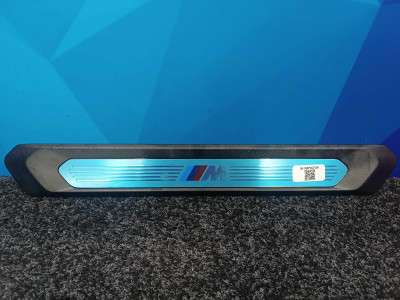 Б/у Накладка декоративна на поріг передня права BMW X4 G02
