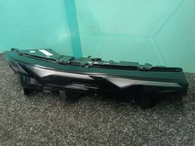 Б/у Фара передня права BMW XM G09