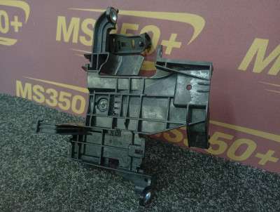 Б/у Кронштейн BMW X7 G07