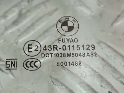 Б/у Скло бокових дверей передніх лівих BMW X5 G05 - 2