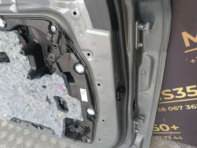 Б/у Двері передні ліві BMW X5 G05