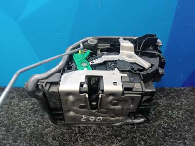 Б/у Замок дверей задньої лівої BMW X6 G06