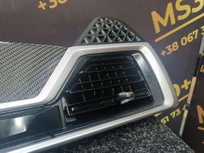 Б/у Дефлектор обдування салону центральний BMW X7 G07