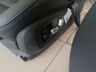 Б/у Салон (сидіння) комплект BMW XM G09