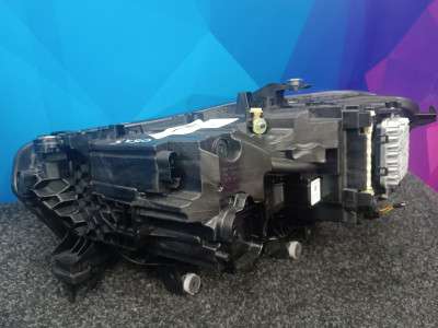 Б/у Фара передня права BMW X5 G05