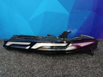 Б/у Фара передня ліва BMW X7 G07