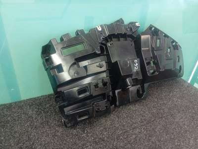 Б/у Кронштейн бампера зліва BMW XM G09