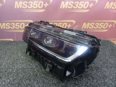 Б/у Фара передня права BMW X7 G07