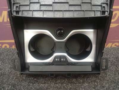 Б/у Підсклянник BMW XM G09