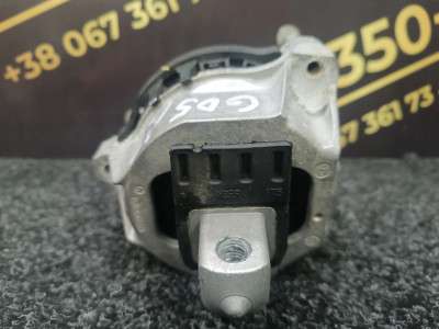 Б/в Подушка двигателя BMW X5 G05
