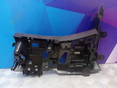 Б/у Кронштейн (кріплення) заднього бампера правий BMW X5 G05