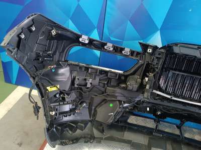 Б/у Бампер передній BMW X7 G07