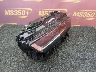Б/у Фара передня ліва BMW X7 G07