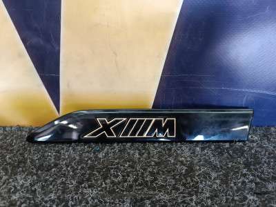 Б/у Накладка декоративна (молдинг) переднього правого крила BMW XM G09
