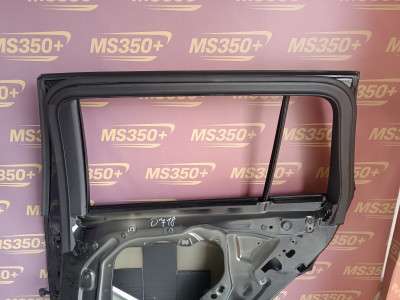 Б/у Двері задні праві BMW X7 G07