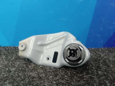 Б/в Кронштейн (крепление) крыла правый BMW X5 G05