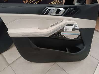 Б/в Салон (сидения) комплект BMW X7 G07