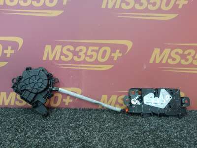 Б/у Замок кришки (двері) багажника BMW X5 G05