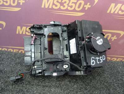 Б/у Підсклянник BMW X5 G05