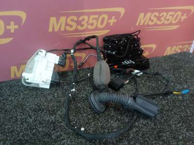 Б/в Замок двери задней левой BMW X5 G05