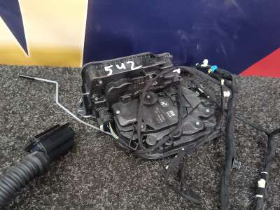 Б/у Замок дверей задньої лівої BMW X5 G05