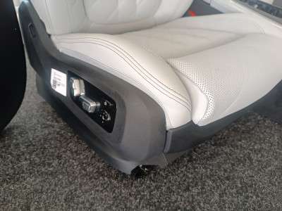 Б/в Салон (сидения) комплект BMW X5 G05