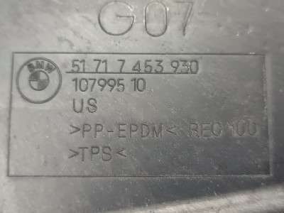 Б/у Локер переднього правого підкрилка BMW X7 G07