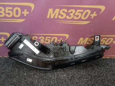 Б/в Фара передняя правая BMW X7 G07