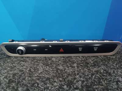 Б/у Блок кнопок в центральну консоль BMW X5 G05