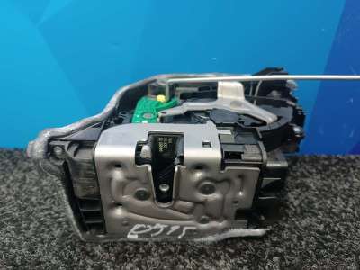 Б/у Замок дверей задньої лівої BMW X5 G05