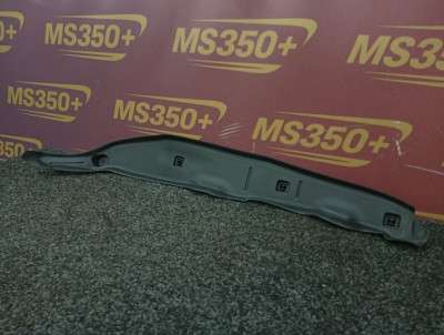 Б/в Уплотнитель крыла BMW X5M F95