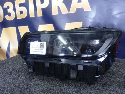 Б/у Фара передня права BMW X7 G07