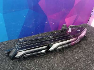 Б/у Фара передня ліва BMW X7 G07