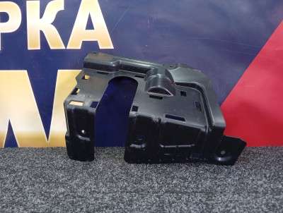 Б/в Кожух рулевой колонки BMW X5 G05