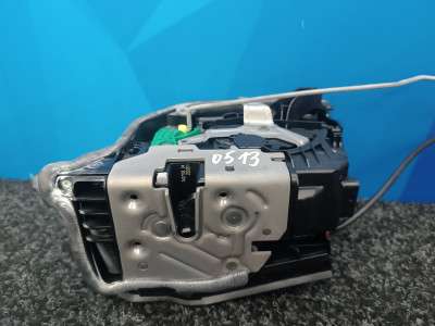 Б/у Замок дверей задньої лівої BMW X5 G05