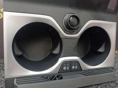 Б/у Підсклянник BMW X7 G07