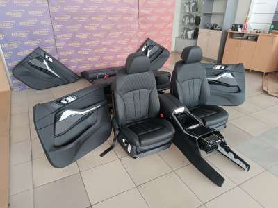 Б/в Салон (сидения) комплект BMW X7 G07
