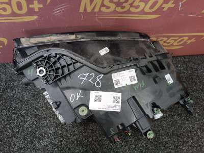 Б/у Фара передня права BMW X7 G07