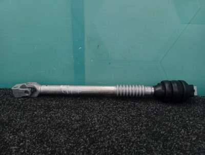 Б/у Рульовий кардан (хрестовина) BMW X3 G01