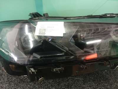 Б/у Фара передня права BMW X5 G05