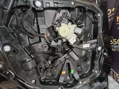 Б/у Двері задні ліві BMW XM G09