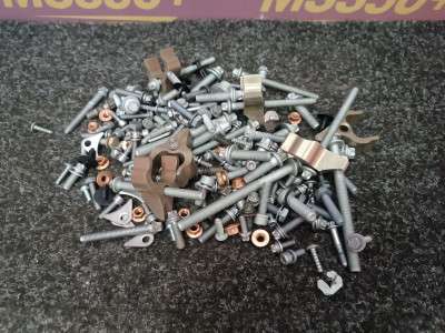 Б/у Болт BMW X5 G05