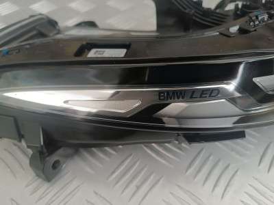 Б/у Фара передня права BMW X7 G07