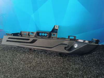 Б/у Направляюча шторки багажника BMW X3 G01